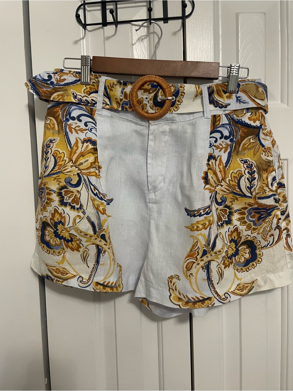 Joie High-Waist White Shorts with Blue and Mustard Paisley Print & Belt - Picture 1 of 3